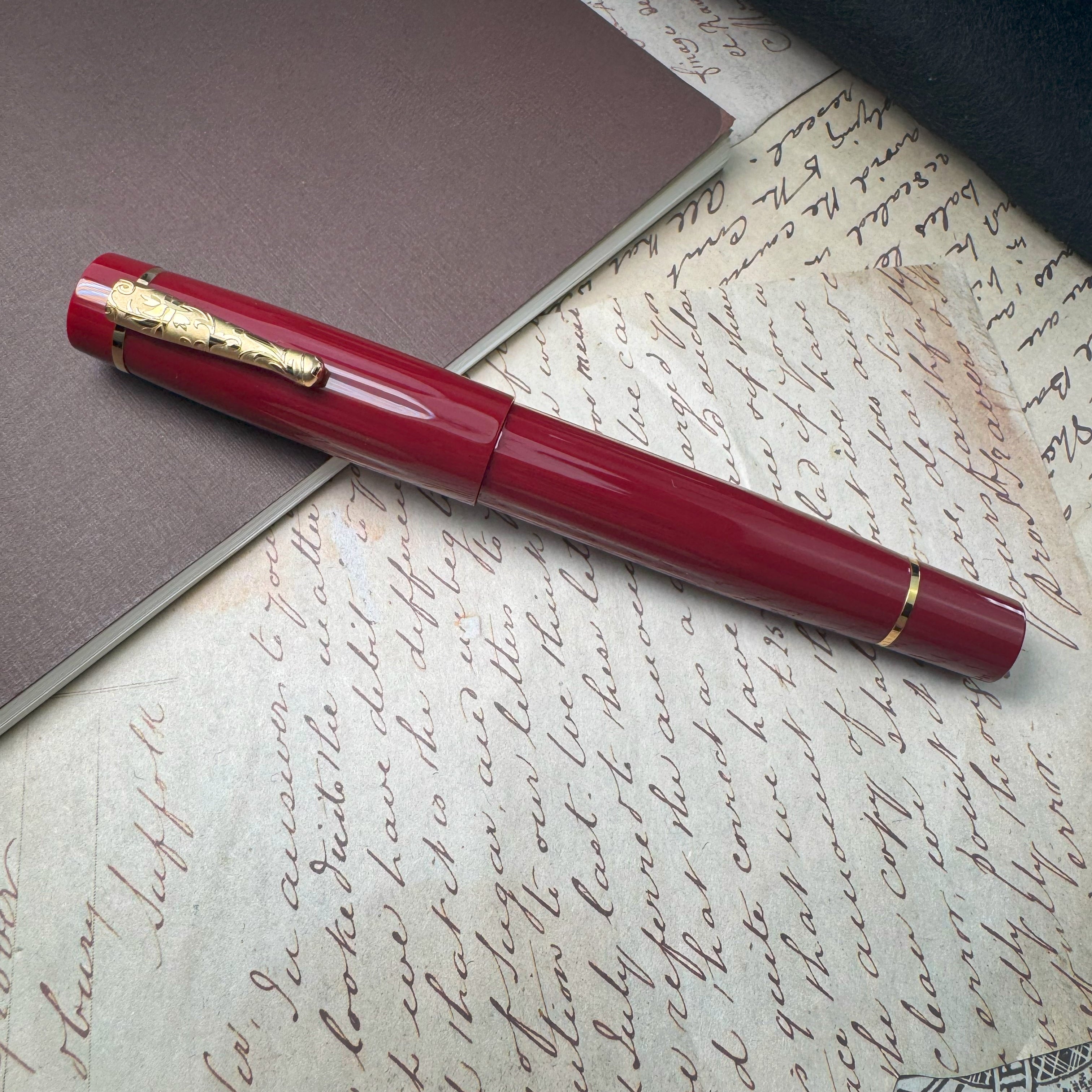 Delta Bio 16 Fountain Pen - Corallo (Steel Nib)Extra Fine
