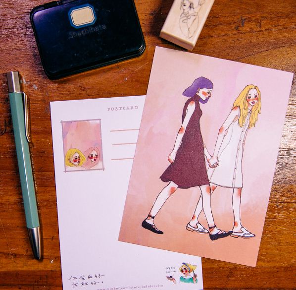 La Dolce Vita Postcard - Holding Hand